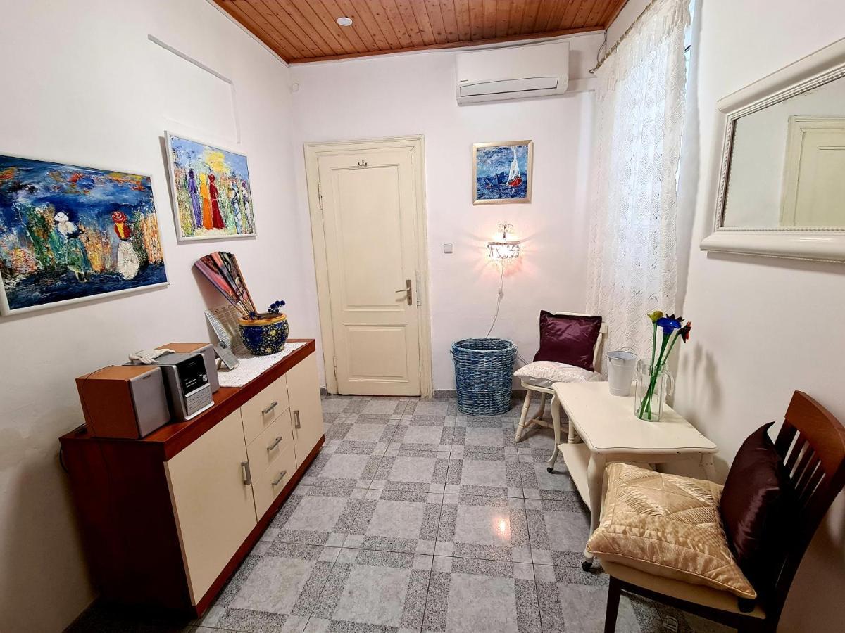 Yellow, Red & Blue Apartment Split Exterior foto